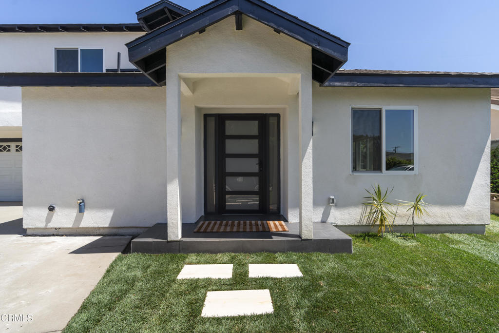 2224 Hollis Lane