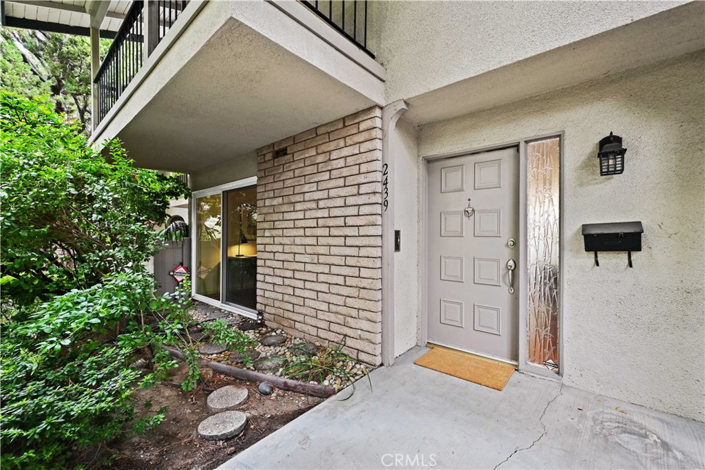 2439 Loma Vista Street