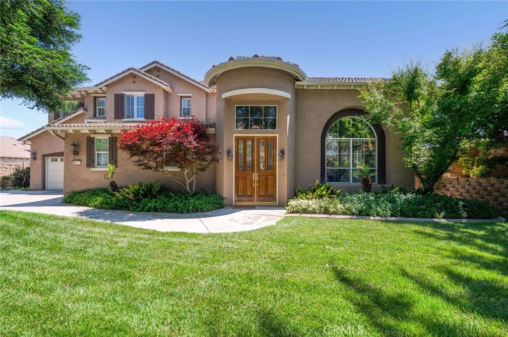 8911 Mustang Road