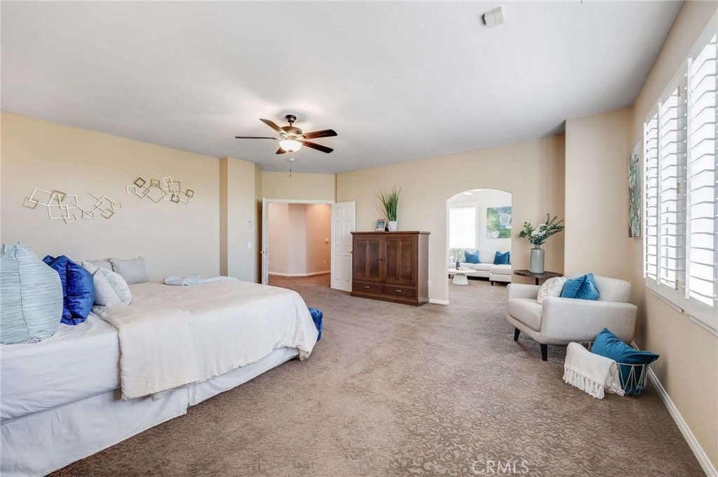8911 Mustang Road