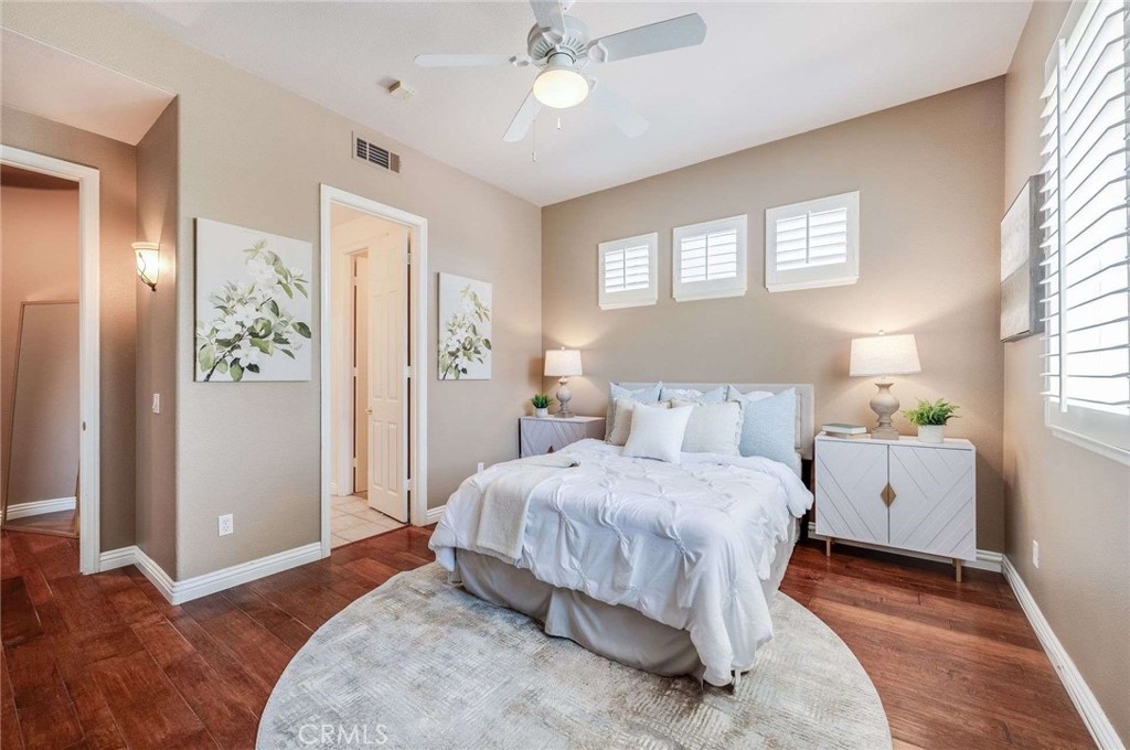 8911 Mustang Road