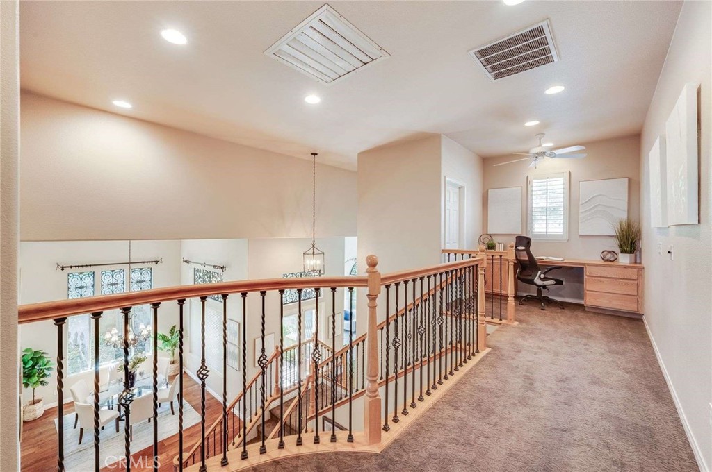 8911 Mustang Road