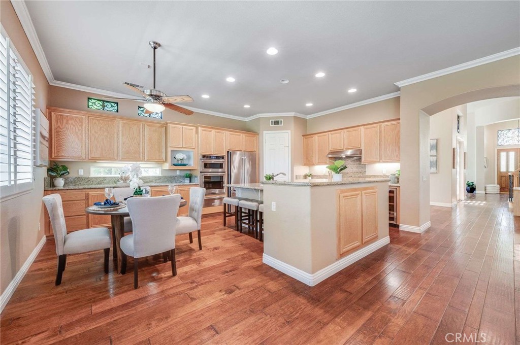 8911 Mustang Road