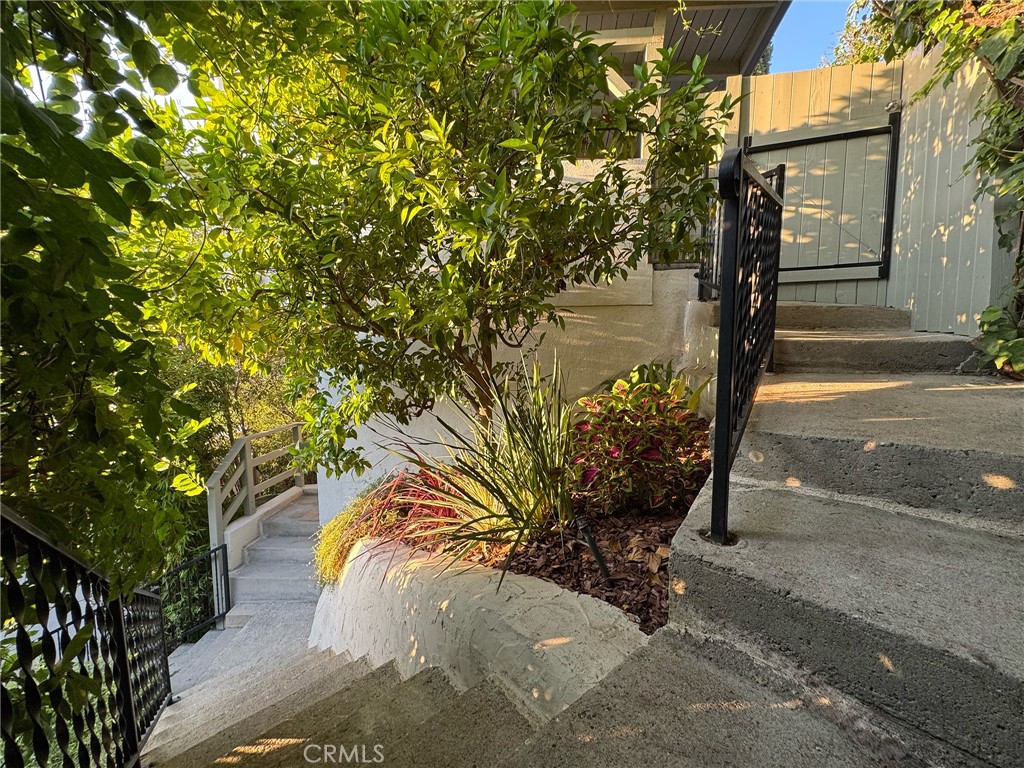 2307 El Contento Drive