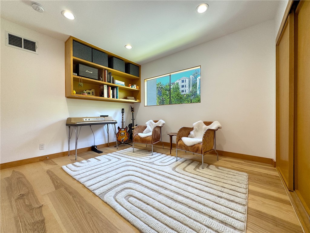 2307 El Contento Drive