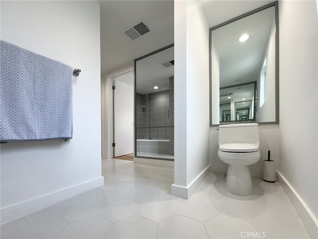 2307 El Contento Drive