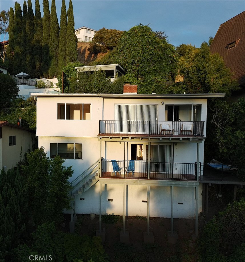 2307 El Contento Drive