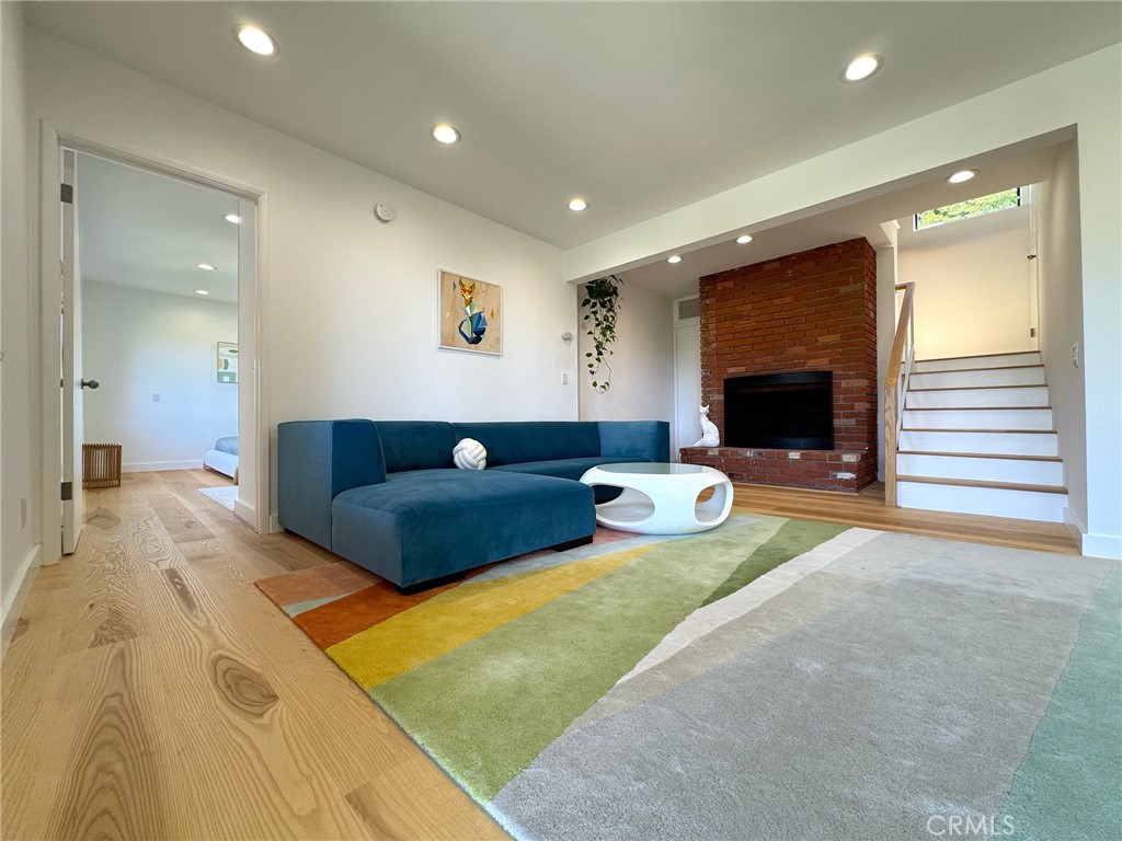 2307 El Contento Drive