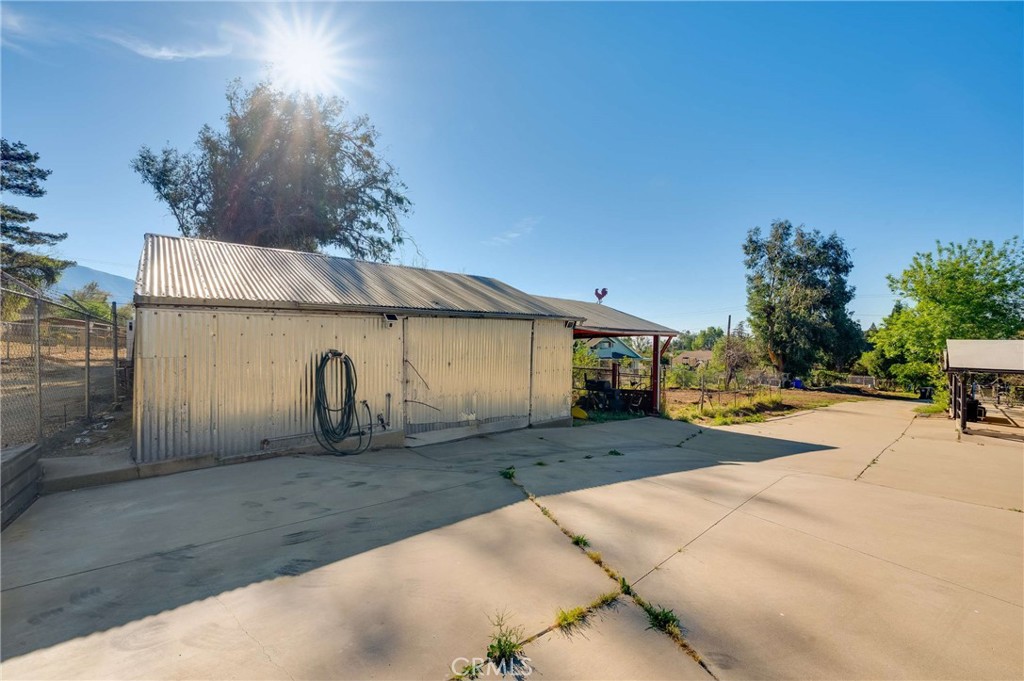 17782 W Kenwood