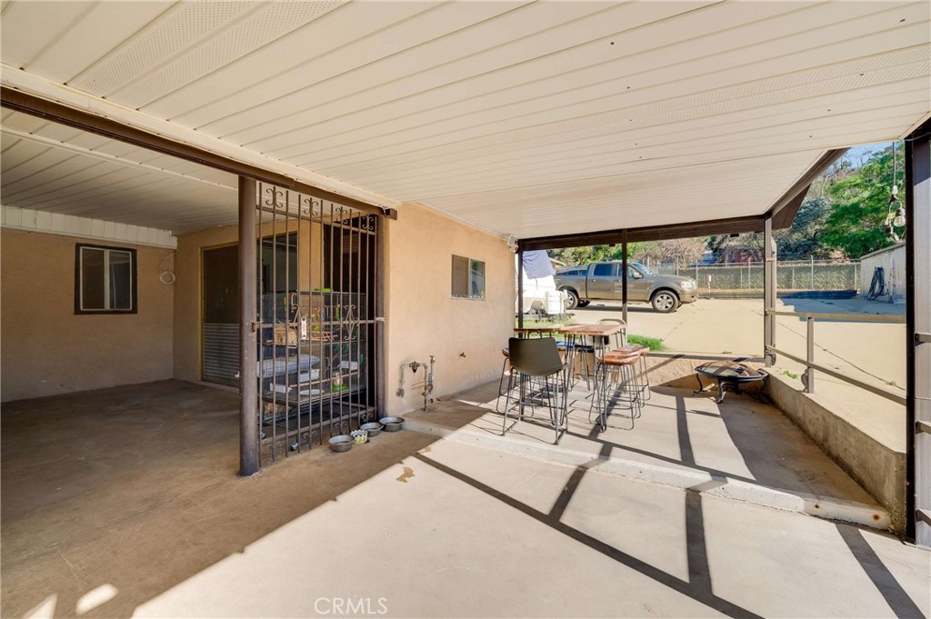 17782 W Kenwood