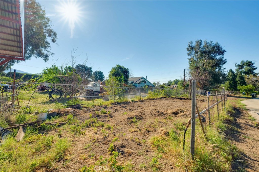 17782 W Kenwood
