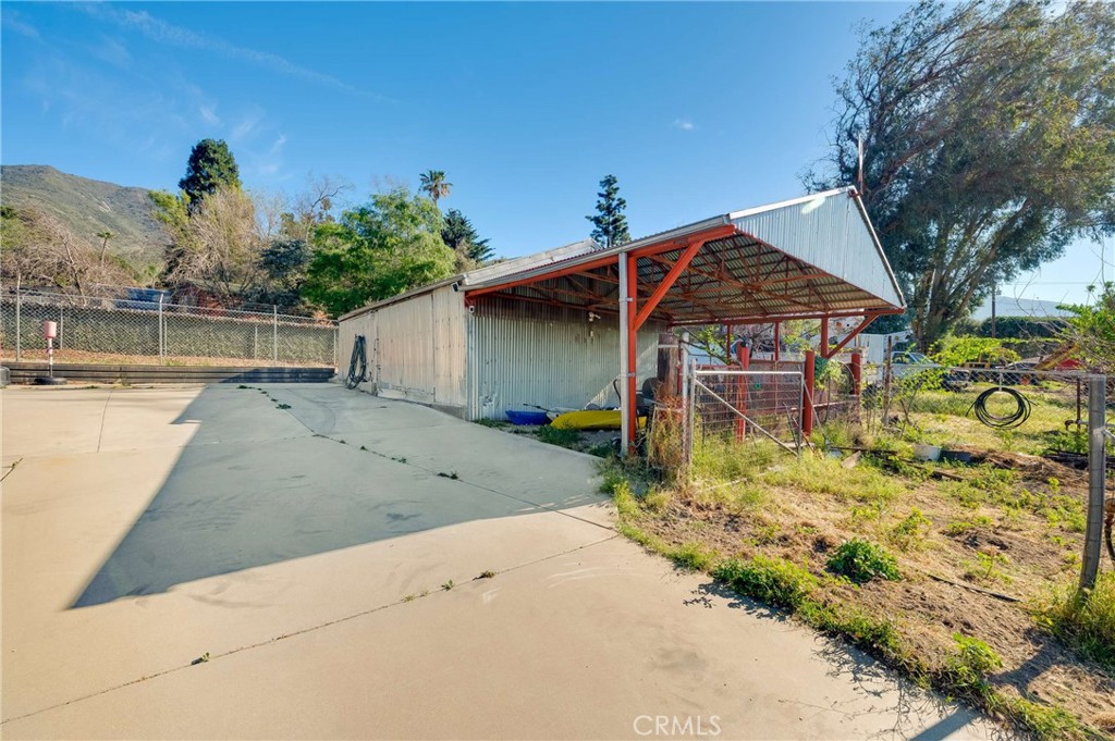 17782 W Kenwood