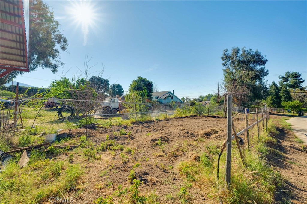 17782 W Kenwood
