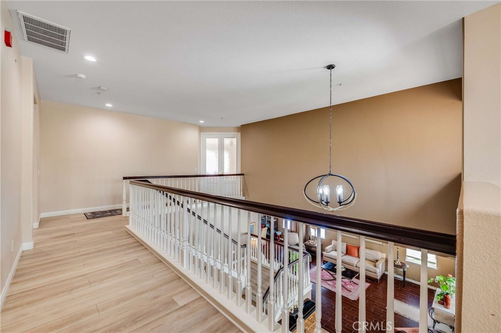 6137 Ridgemont