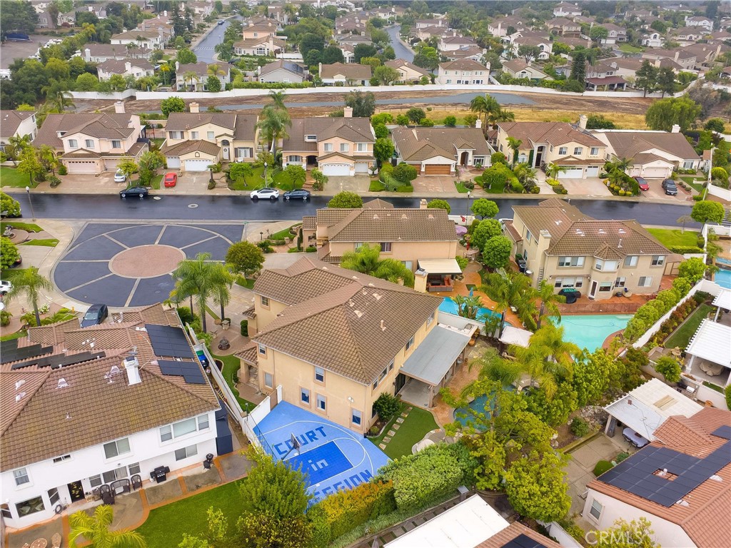 6137 Ridgemont