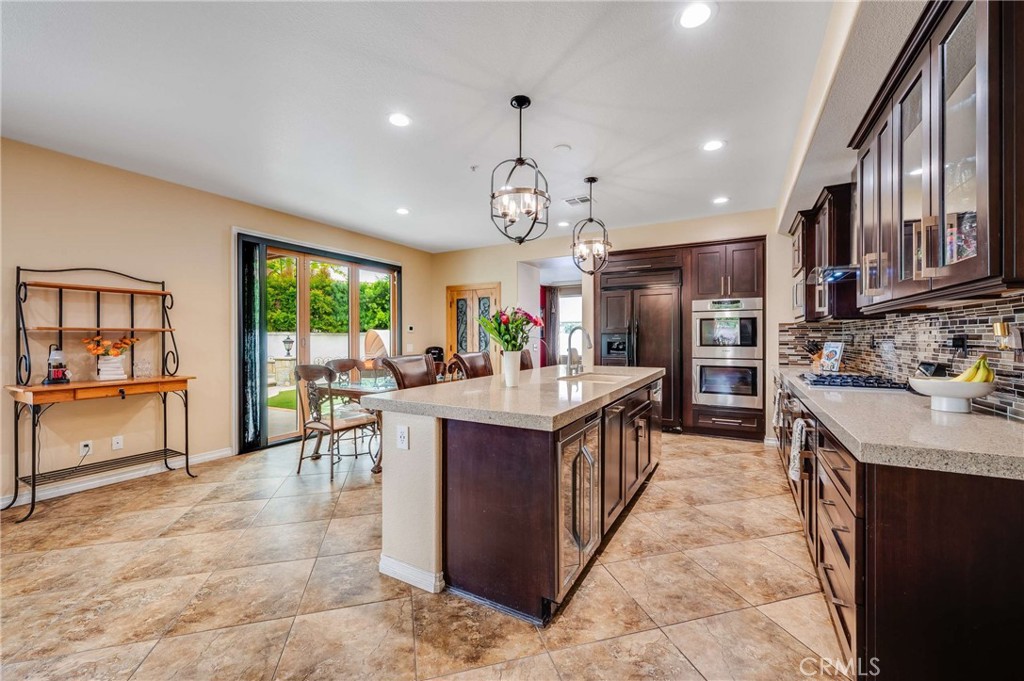 6137 Ridgemont