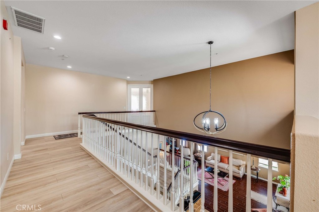 6137 Ridgemont