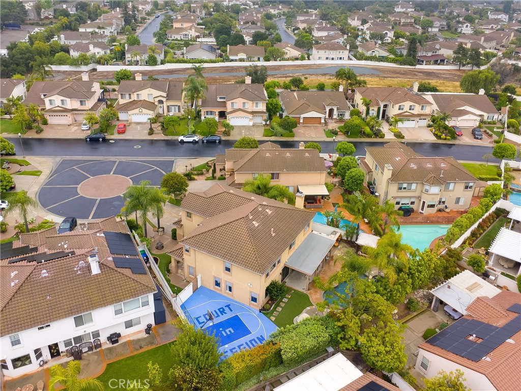 6137 Ridgemont
