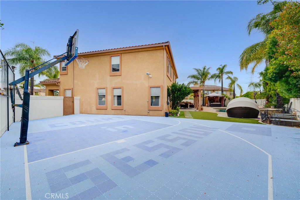 6137 Ridgemont