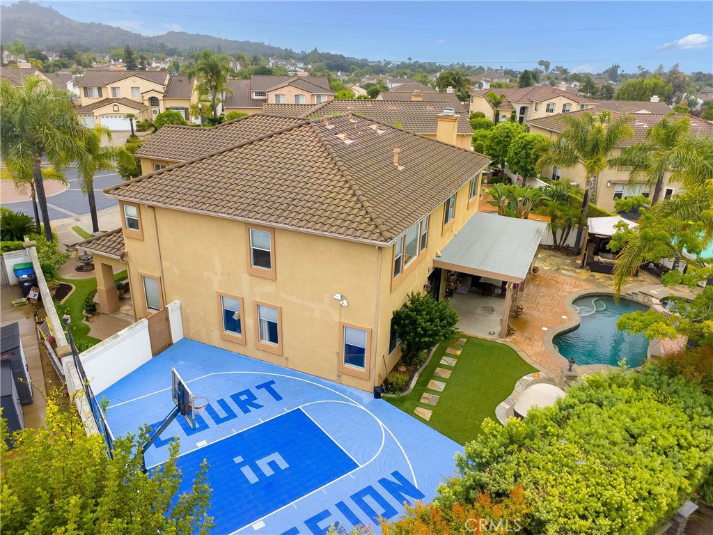 6137 Ridgemont