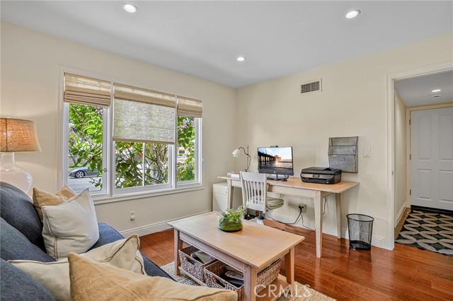 30204 Calle de Suenos