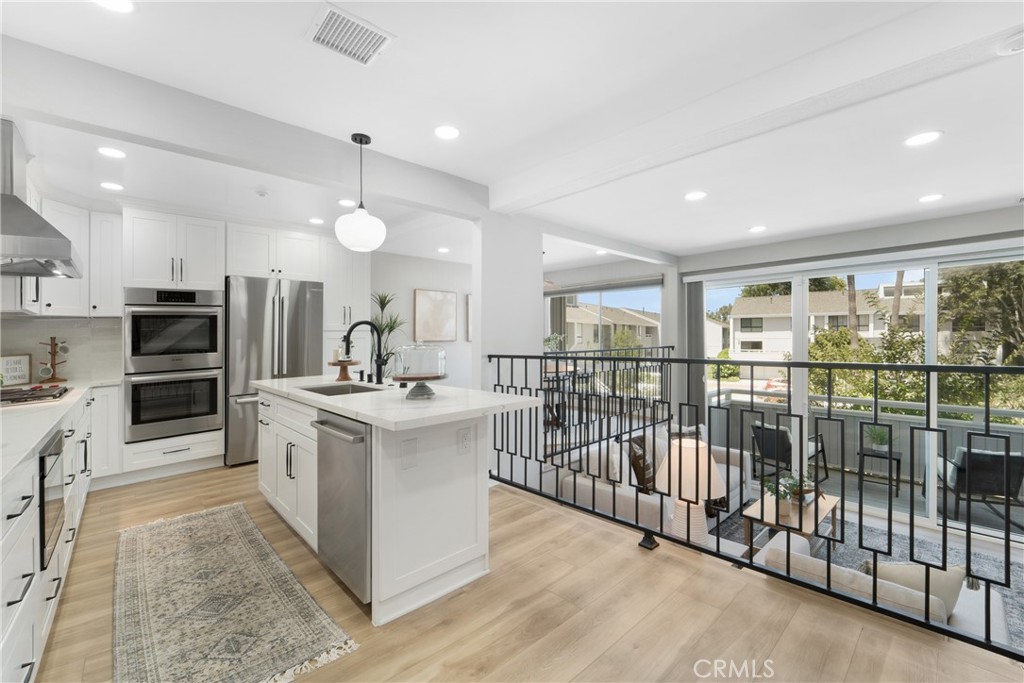 6 Barlovento Court 18