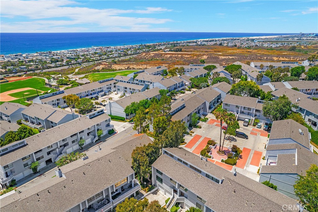 6 Barlovento Court 18