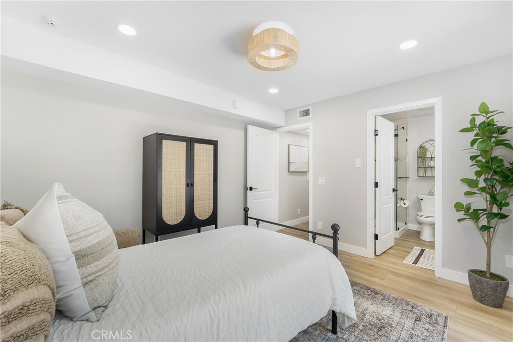 6 Barlovento Court 18