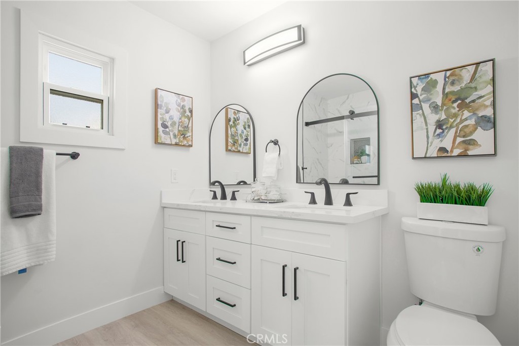 1244 N Keystone Street