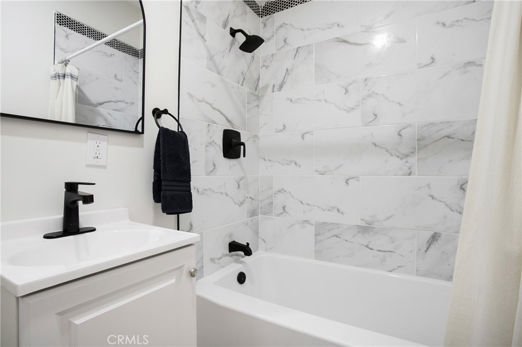 1244 N Keystone Street