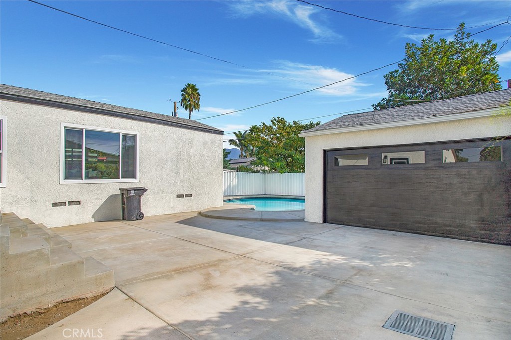 1244 N Keystone Street