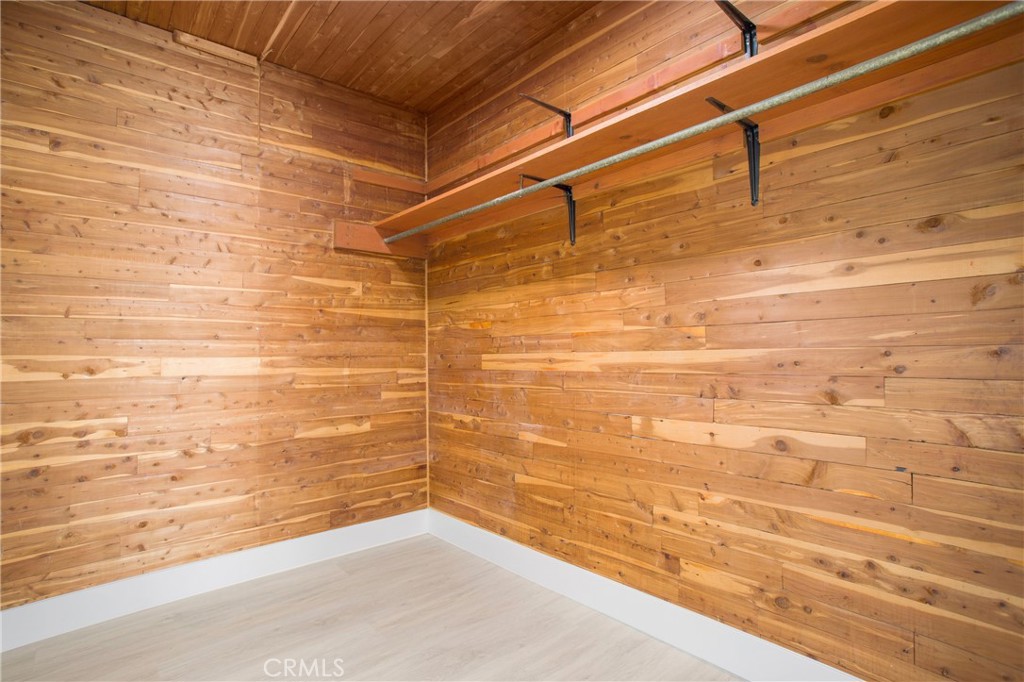 1244 N Keystone Street