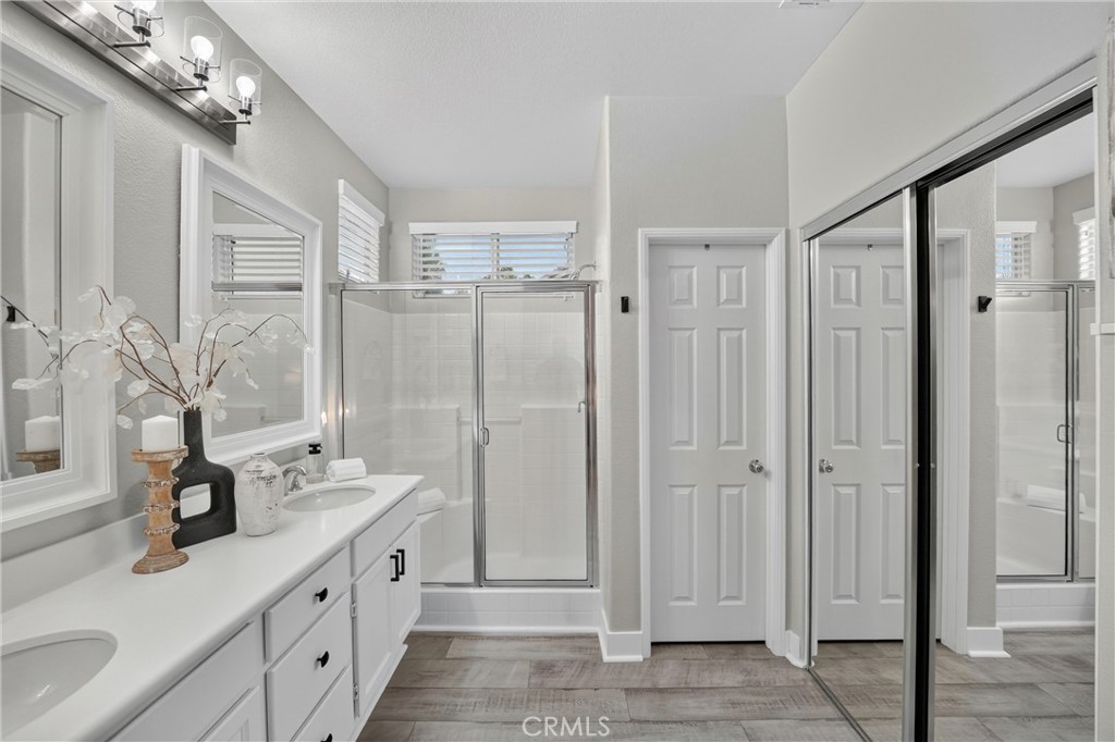 29406 Warm Creek