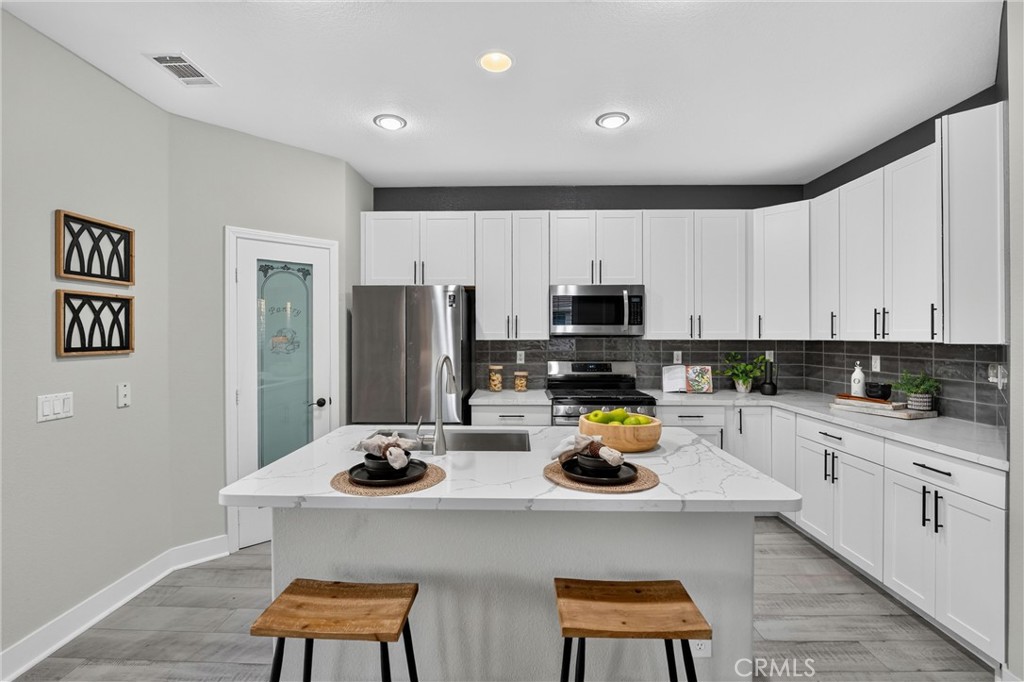 29406 Warm Creek