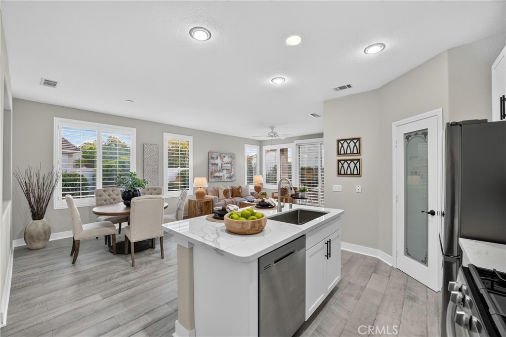29406 Warm Creek