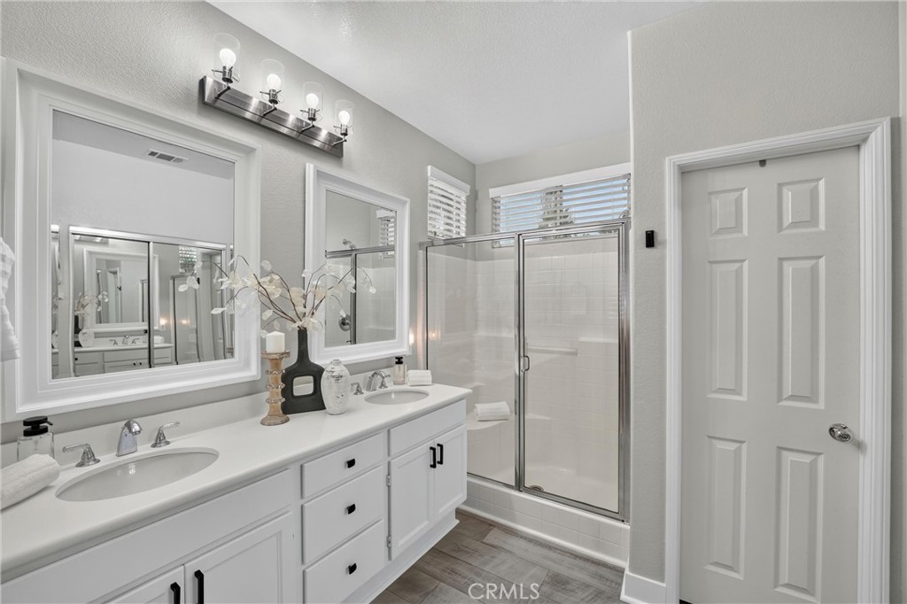 29406 Warm Creek