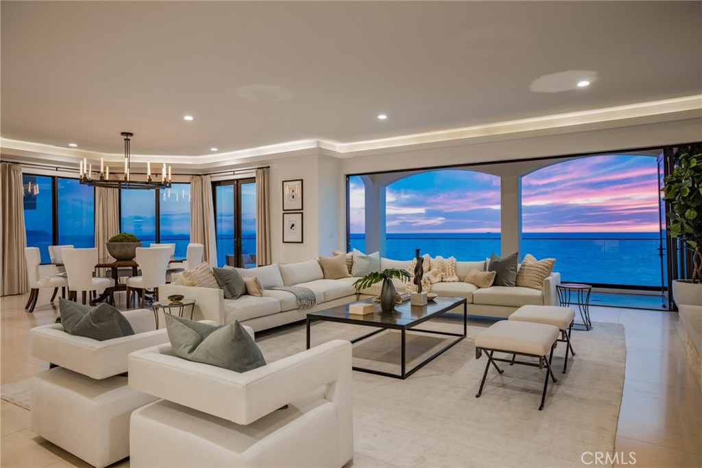 709 Esplanade