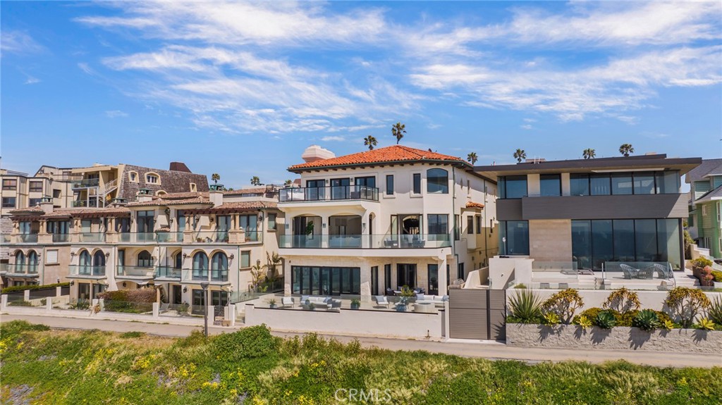 709 Esplanade