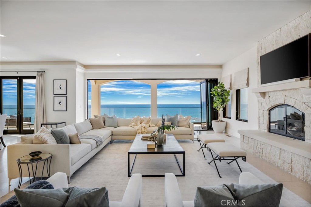 709 Esplanade