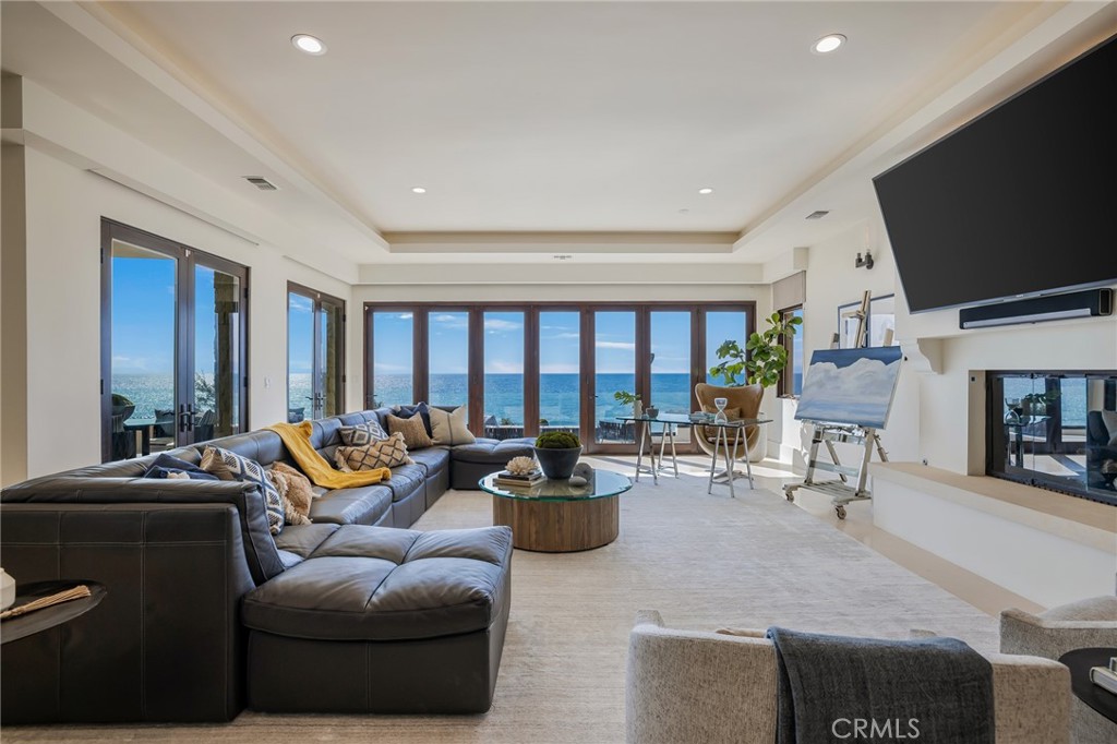 709 Esplanade