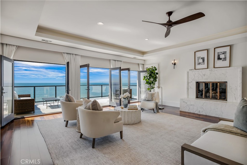 709 Esplanade