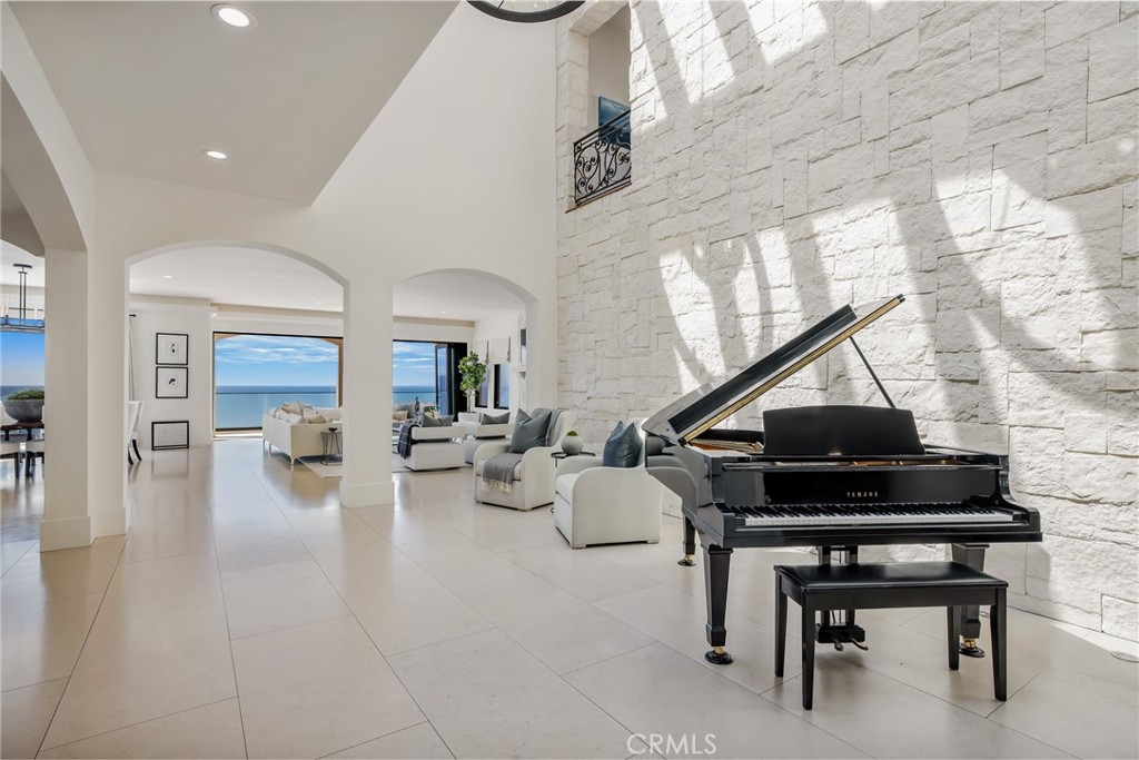 709 Esplanade