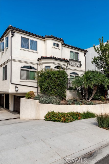 429 Indiana ST Unit: C