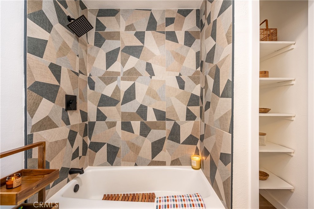 10331 Lindley Avenue 155