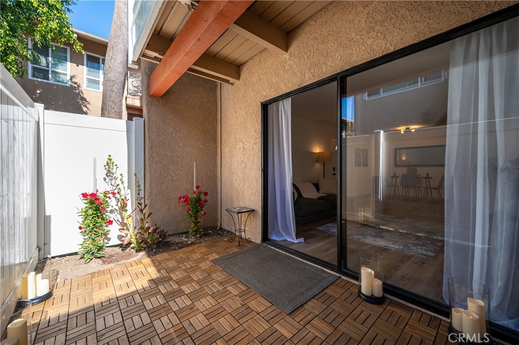 10331 Lindley Avenue 155