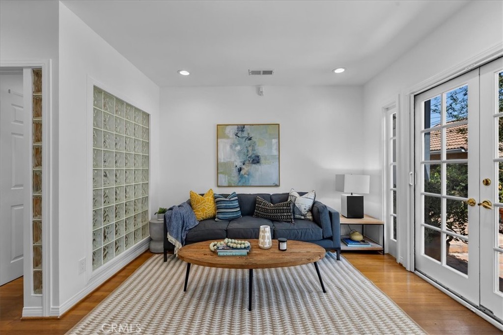 2824 Westwood Boulevard