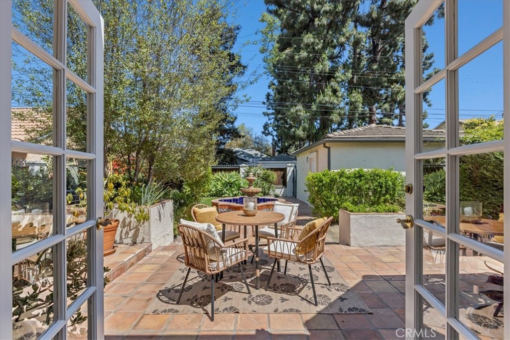 2824 Westwood Boulevard