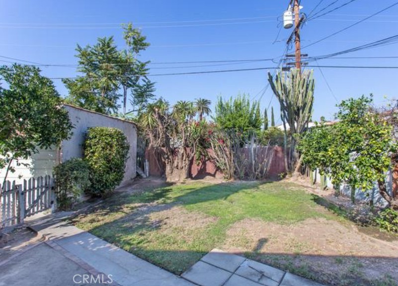 1419 E Garfield Avenue