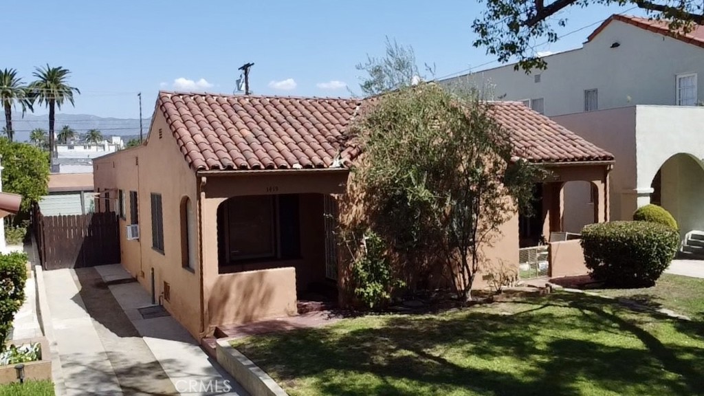 1419 E Garfield Avenue