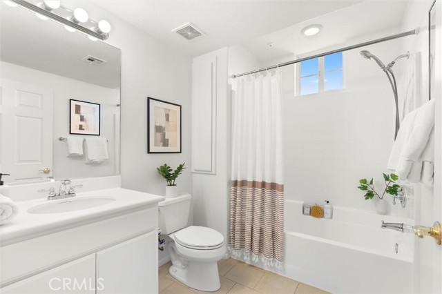 12963 Runway Unit: 416